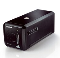 Plustek OpticFilm 8200i AI Film Scanner 